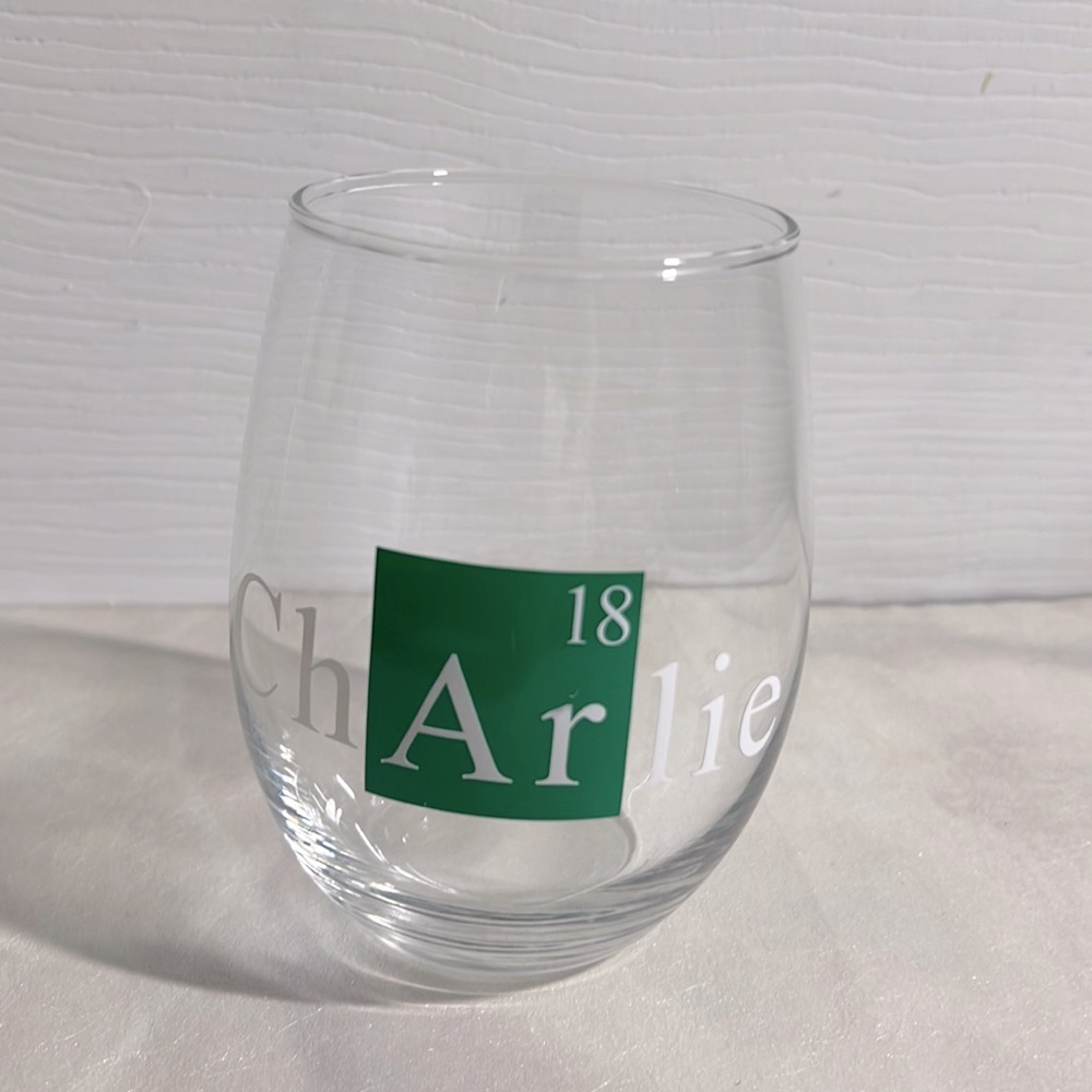 ❗️FREE❗️- Charlie Breaking Bad wine glass